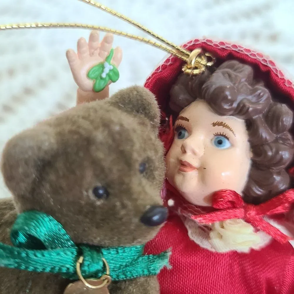 1993 Hallmark Keepsake Christmas Ornament Julianne and Teddy Special Edition VTG